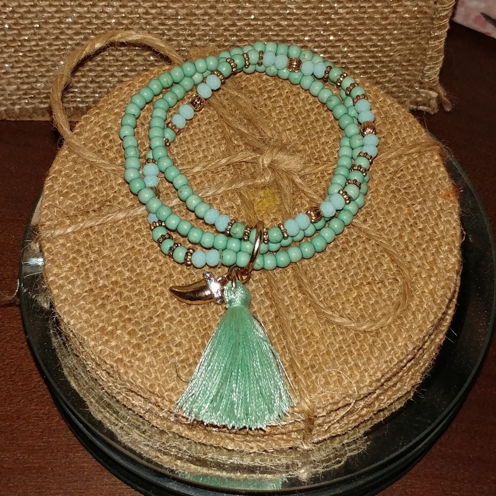 Mint Green & Gold Stretch Tassle Bracelet
